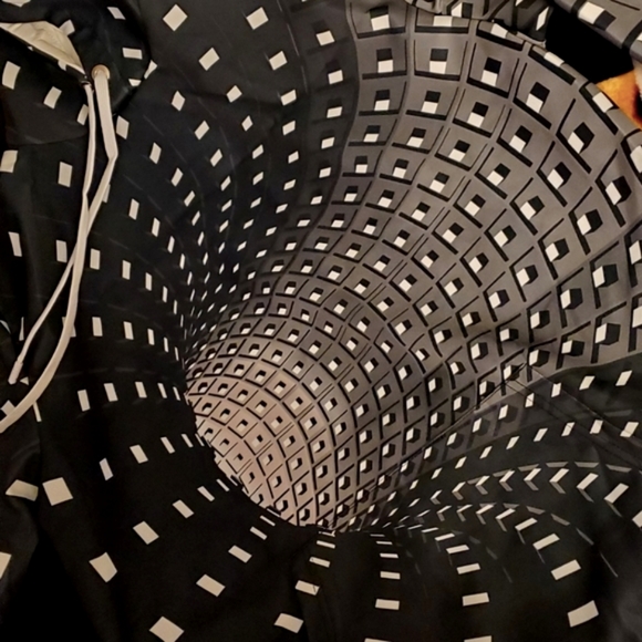 Optical Illusion Hoodie - Picture 4 of 4